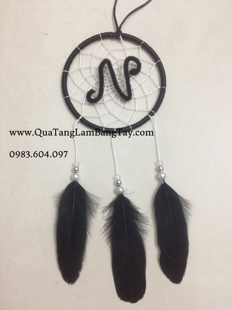 dreamcatcher đen trắng khắc tên